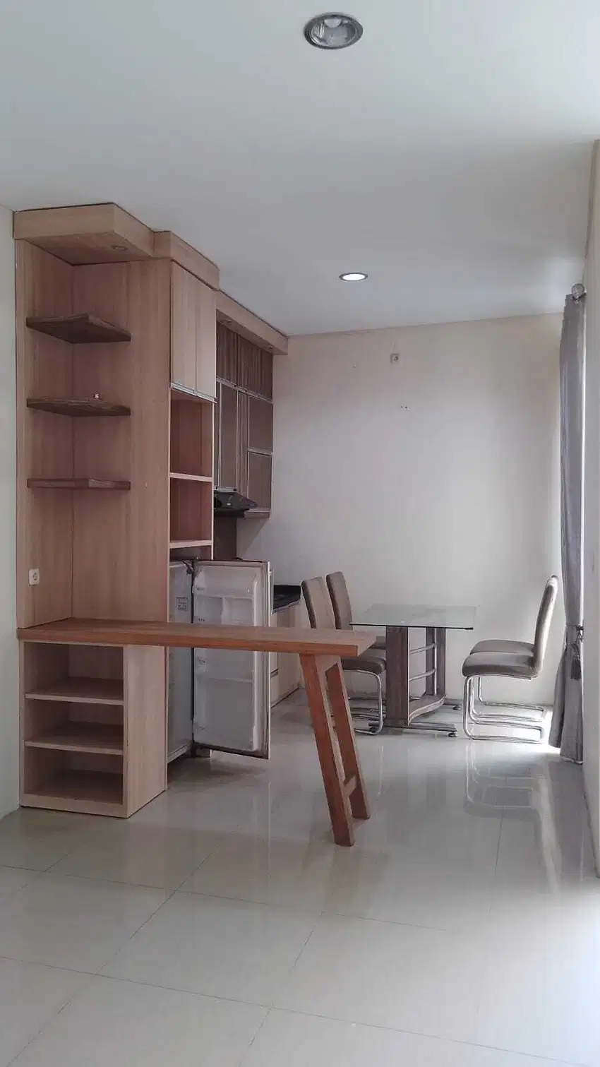 0800 - Disewakan Rumah Green Garden Regency 2 BR 2 Lantai Furnished