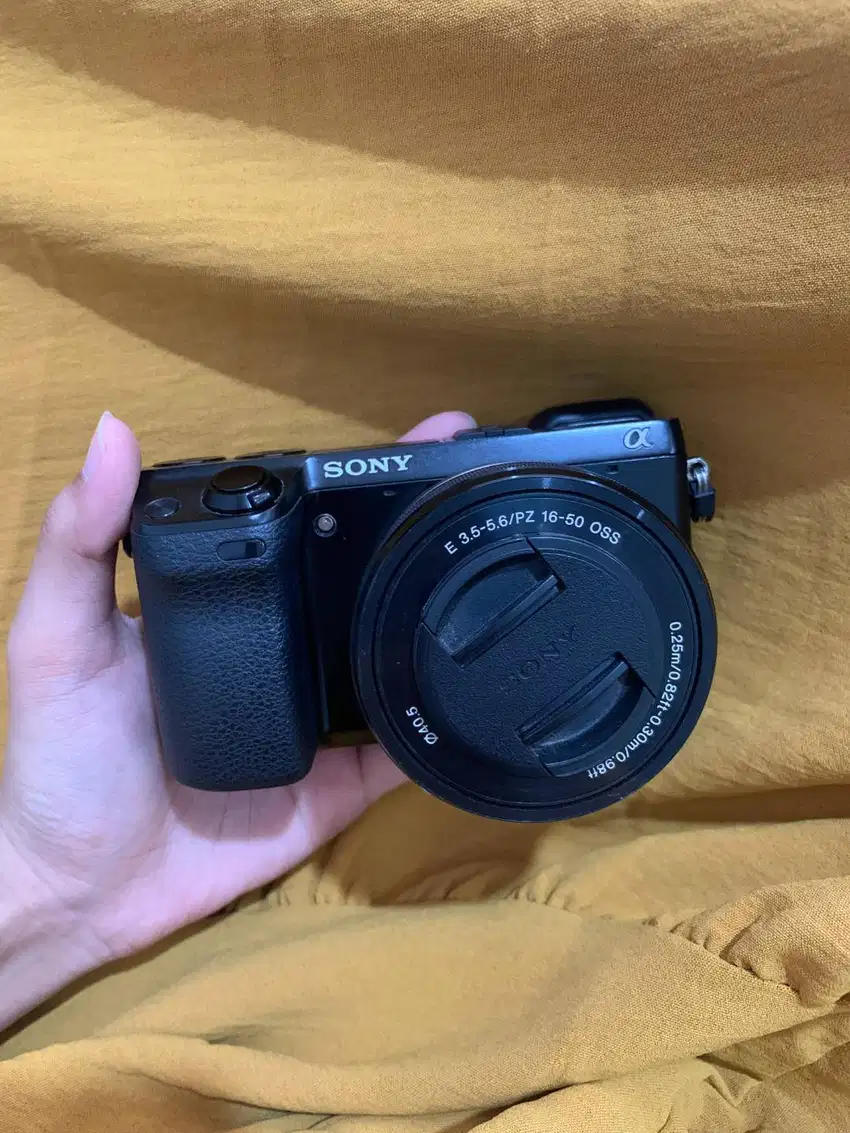 DIJUAL KAMERA SONY NEX-7 + KIT