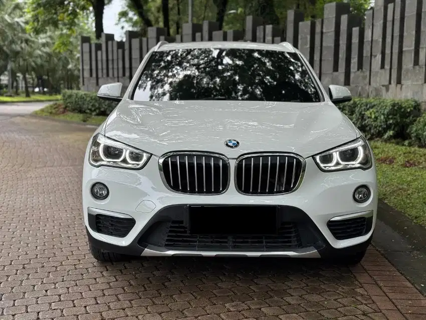 BMW X1Sdrive 1.8i F48 2017 kondisi Rare Istimewa