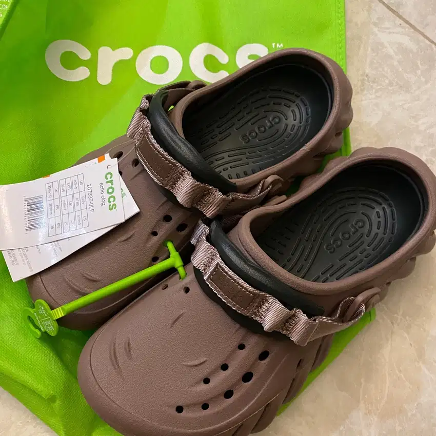 (NEW) Crocs Echo Clog Unisex warna Truffle ORIGINAL