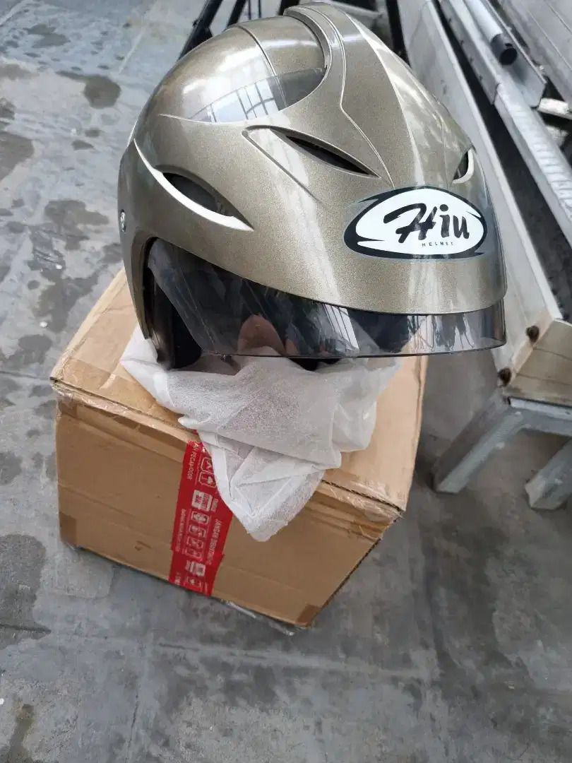 Helm Hiu standard