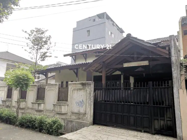 Dijual Rumah Hitung Tanah, Lokasi Strategis Di Jakarta Selatan