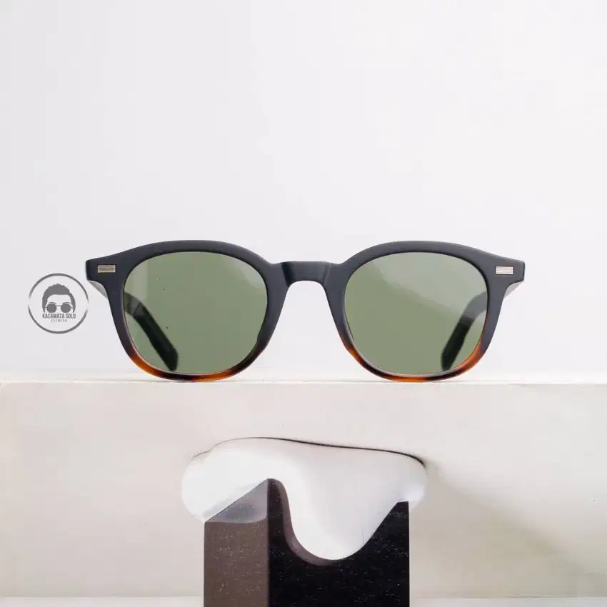 Kacamata Solo - Sunglasses Unisex Untuk Bepergian Anti Silau - DURNA 0