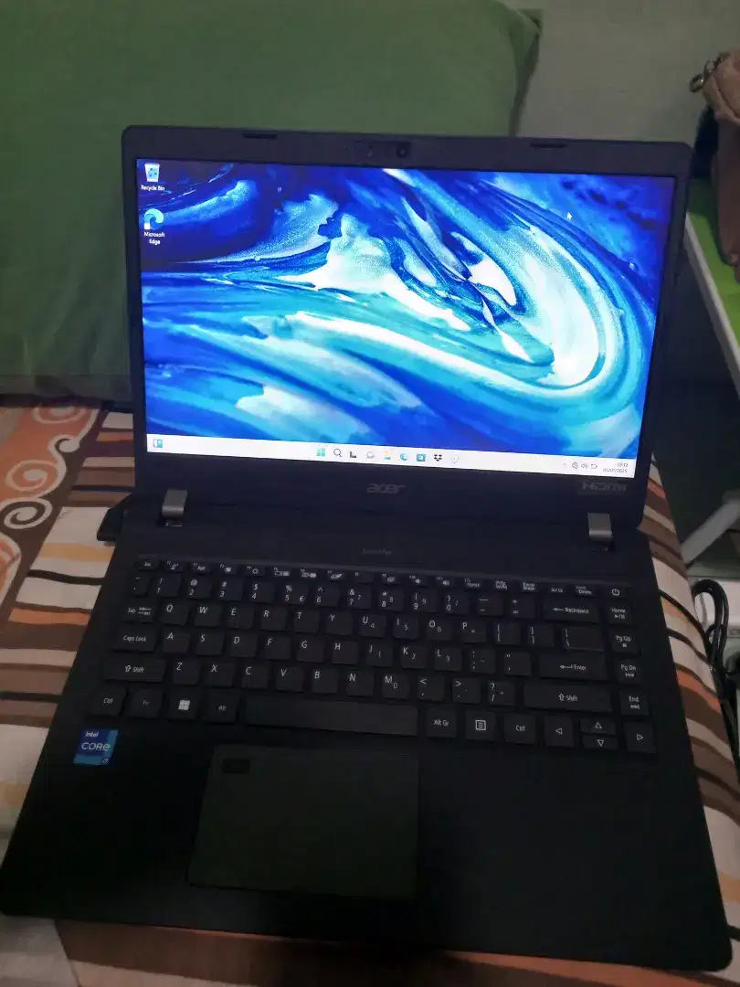 LAPTOP BARU dijual BEKAS (ACER TMP214 I7 -1165G7