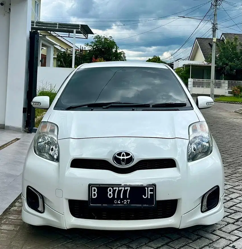 yaris e 2012 manual