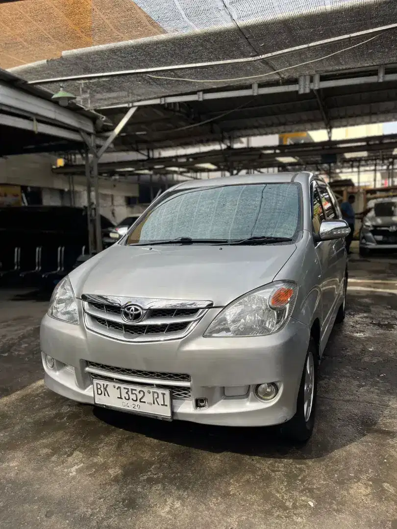 [DP 20jt] Toyota Avanza G 1.3 M/T 2009 Silver