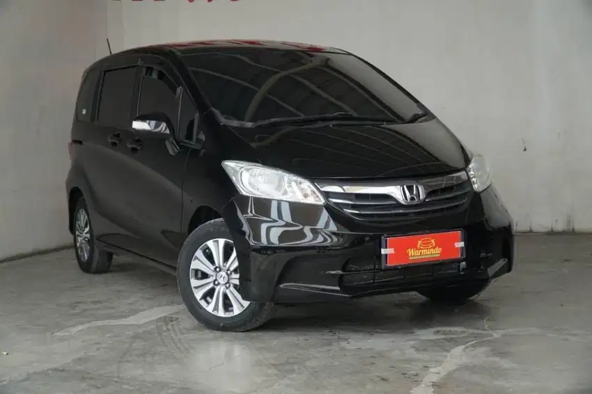 HONDA FREED SD AT 2014 HITAM