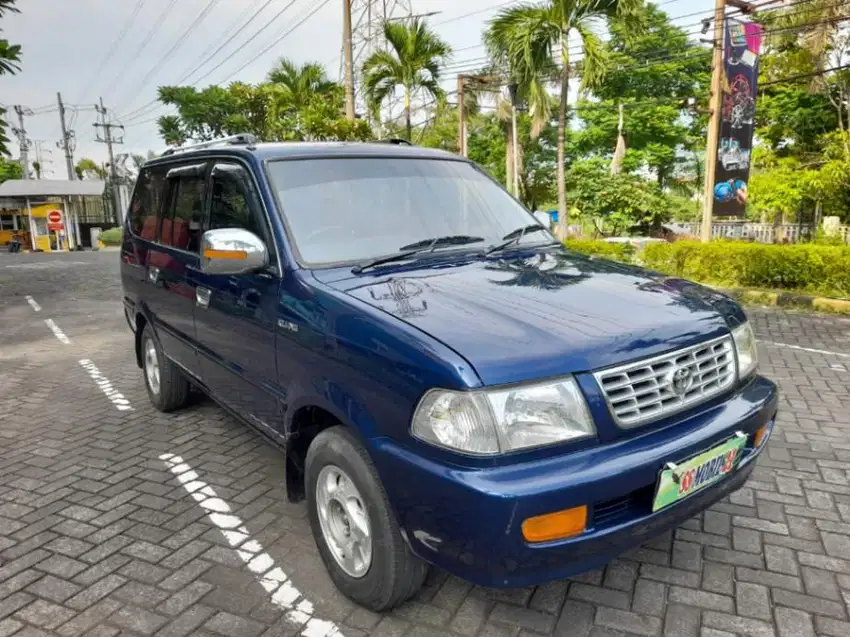 Toyota Kijang LGX Efi 2001 Bensin