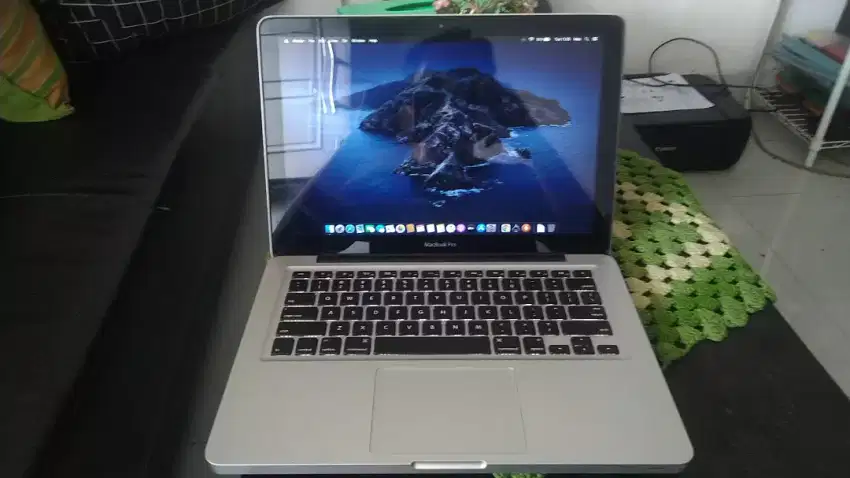 MacBook pro 13inc 2012 md101 SSD laptop Apple normal siap pake