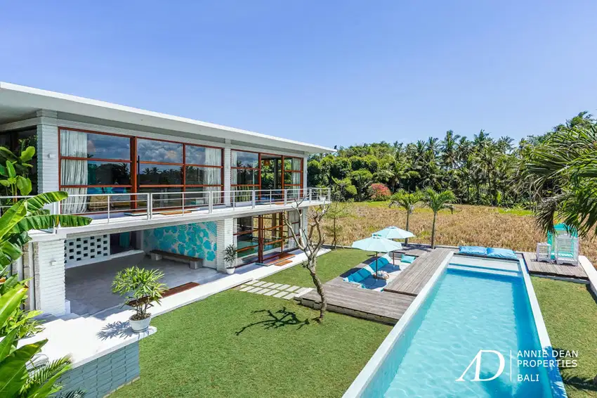 LEASEHOLD 5-BED VILLA IN OFFERS STUNNING PADDI VIEWS