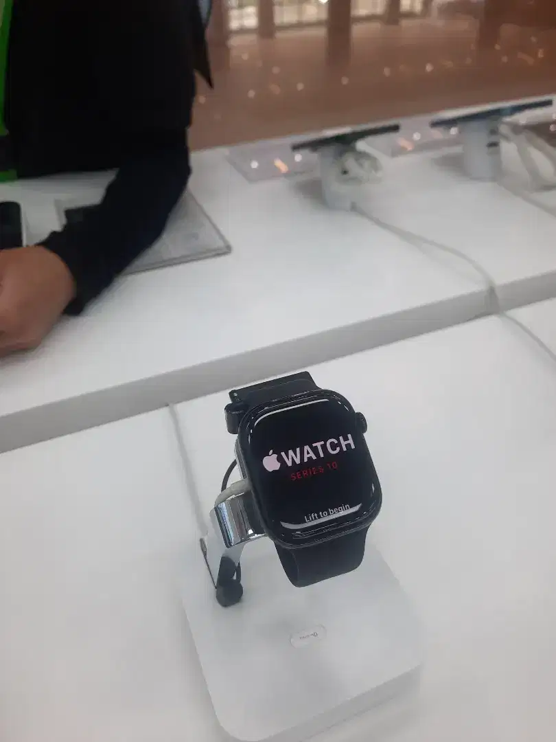 Apple watch series 10 42 mm dan 46 mm ready bisa kredit