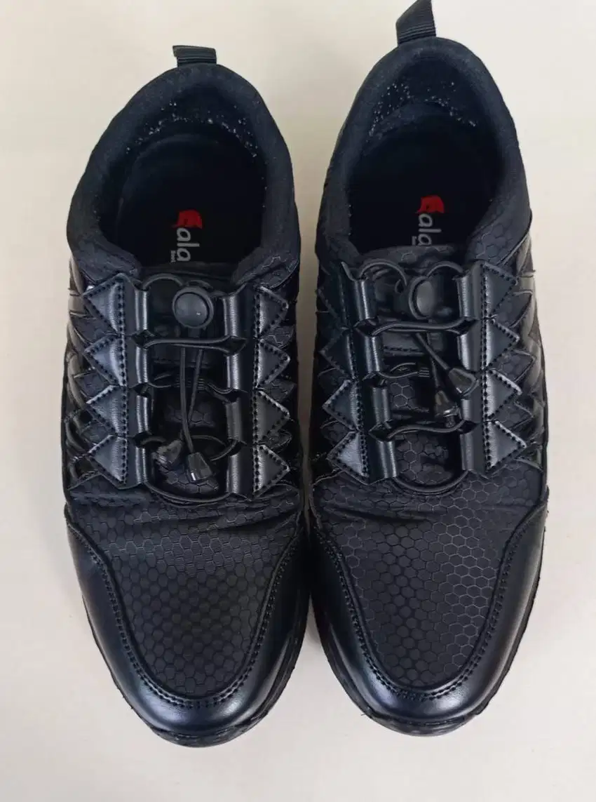 Sepatu Running Calakan C-15R Fullblack Original