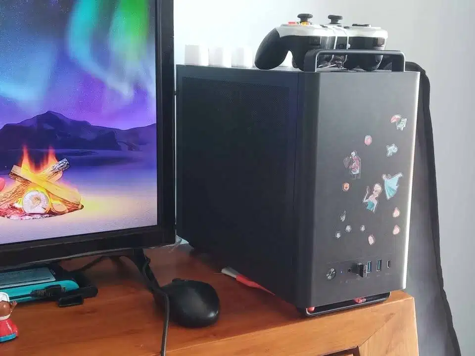 Di jual PC ukuran compact/ MATX