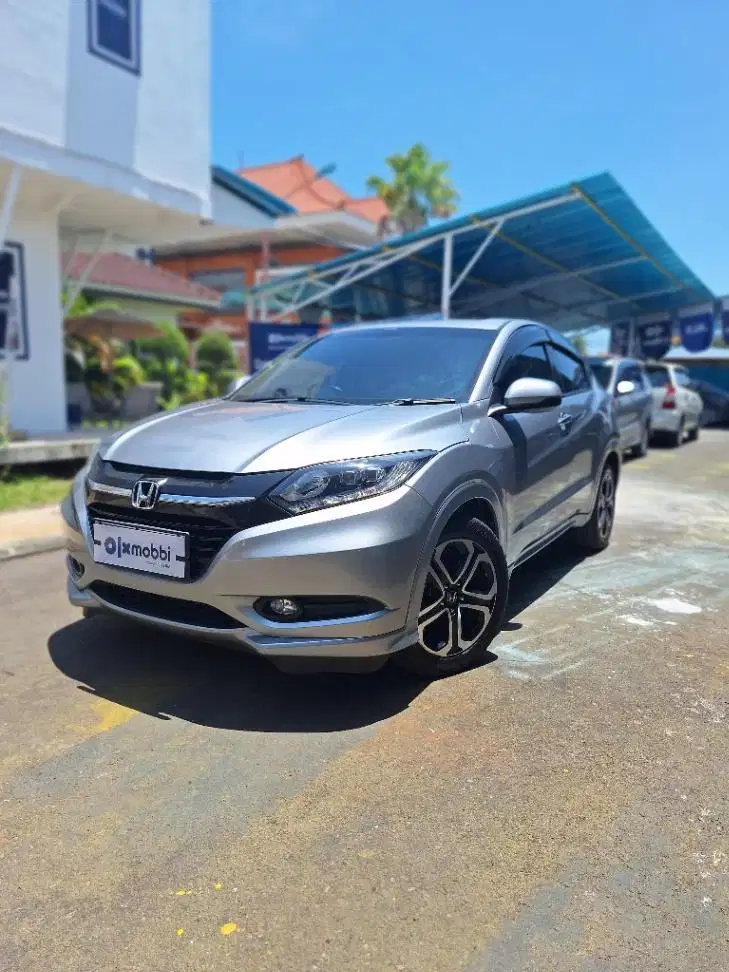 DP Rendah - Honda HRV 1.8 E Special Edition Bensin AT 2016 Abu Abu