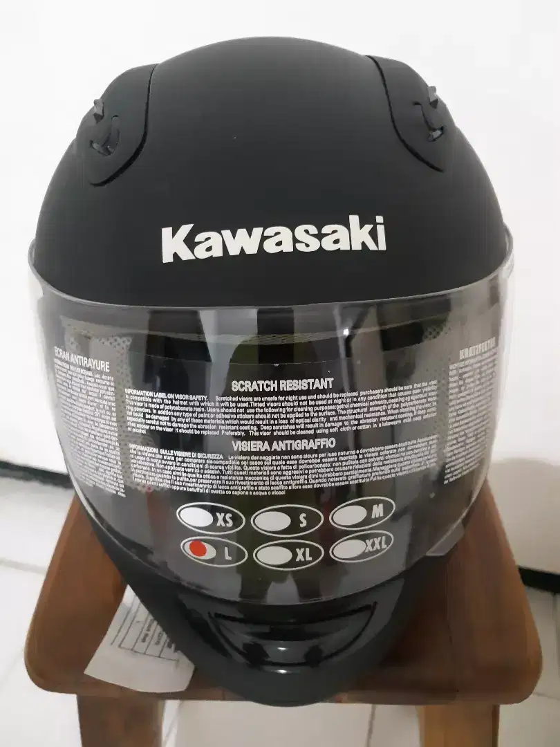 Helm fullface kawasaki