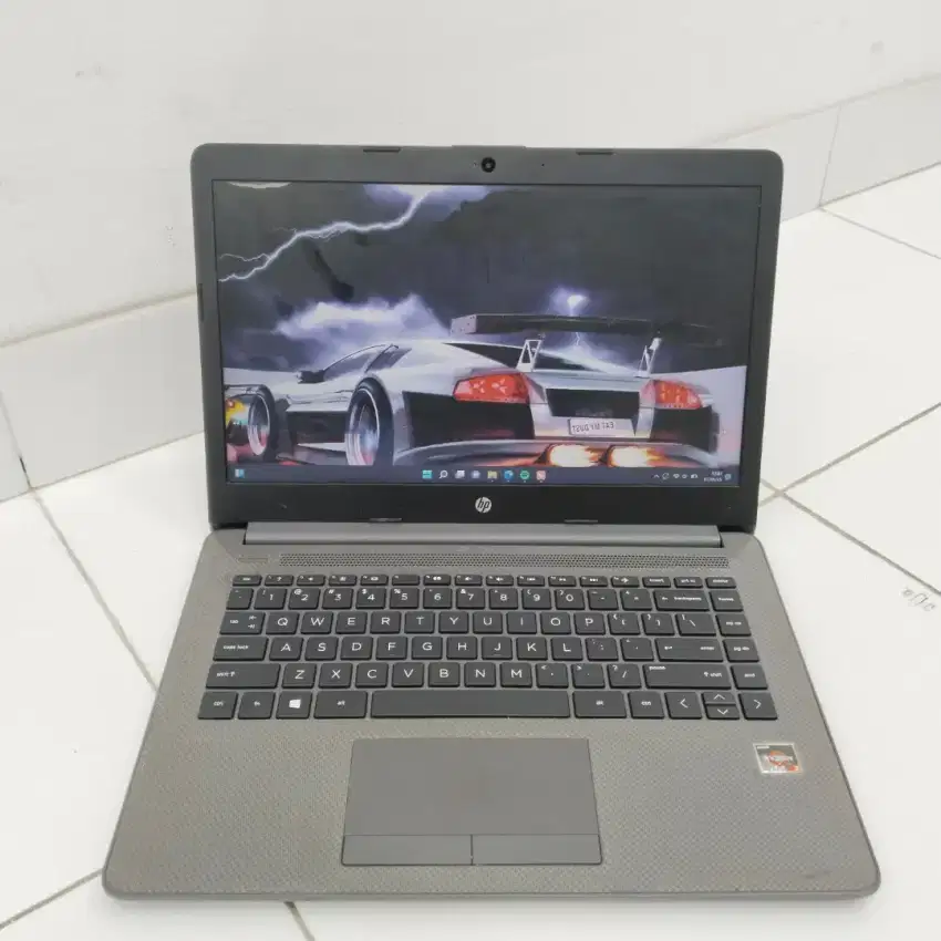 Laptop HP Amd ryzen 3 3300U Ram 8GB SSD 256GB