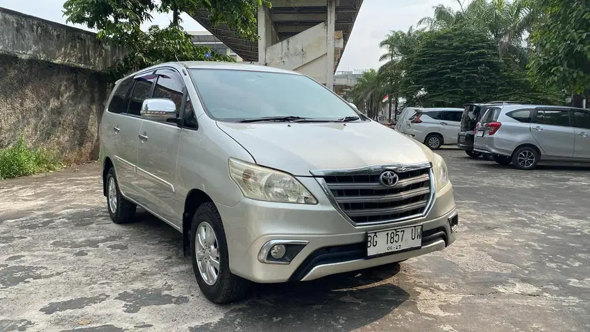 Toyota Kijang Innova 2.0 G Bensin-MT 2014 Km 109ribuan