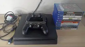 PS4 SLIM INCLUDE BANYAK GAMES