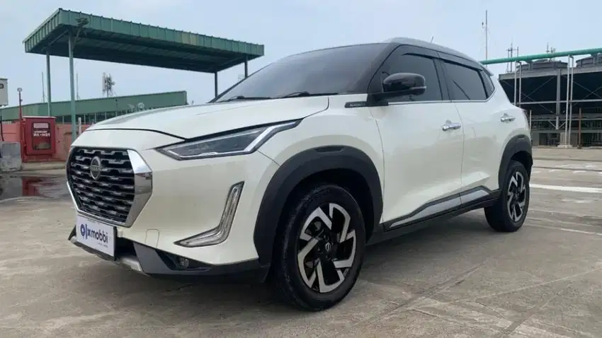 Pajak Panjang - Nissan Magnite 1.0 Premium Bensin-AT 2022 Putih (KID)