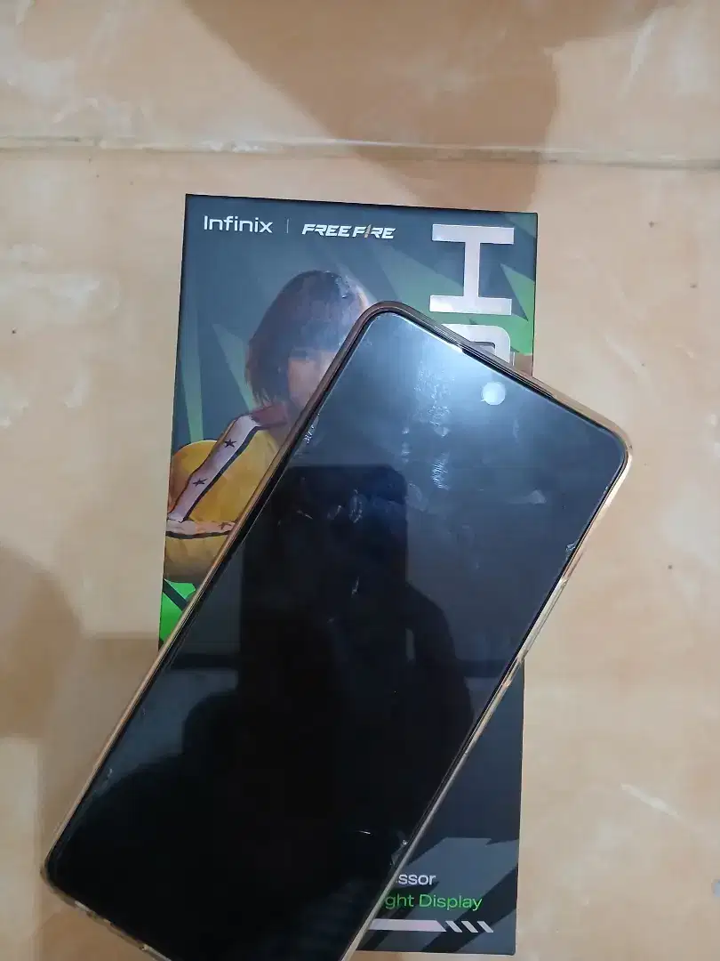 Infinix hot 50 8+8/128GB