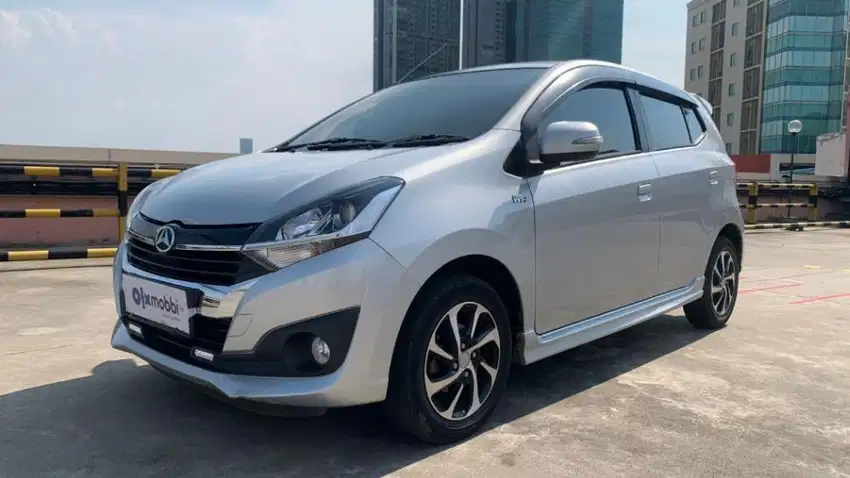 Pajak Panjang - Daihatsu Ayla 1.2 R Bensin-AT 2019 Silver (BIH)