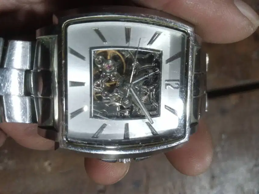 Jam tangan bekas original kenneth cole otomatis