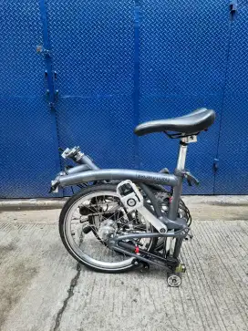 brompton graphite s6e