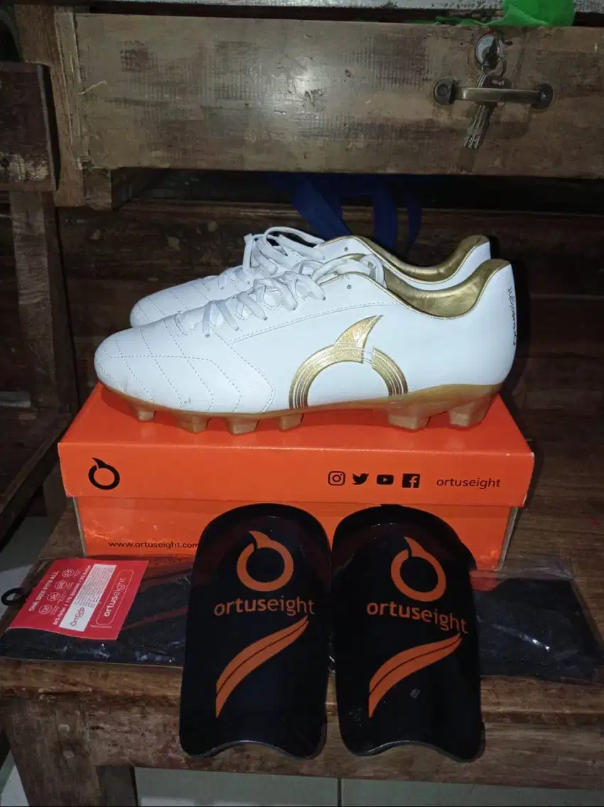 Sepatu Bola Ortuseight