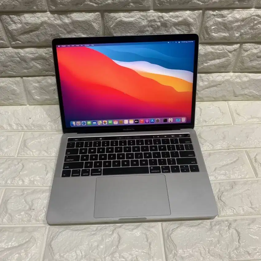 JUAL MACBOOK PRO 2019 13INCH CORE I7 RAM 16/512GB PROMO MURAH! M-RTV