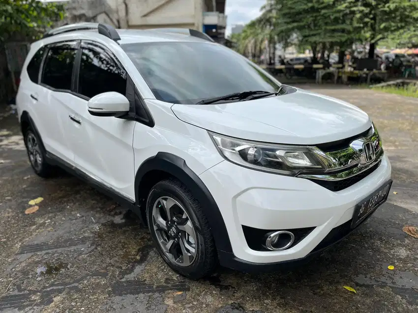 Honda  BR-V 1.5 E Bensin-MT2016 km 70ribuan