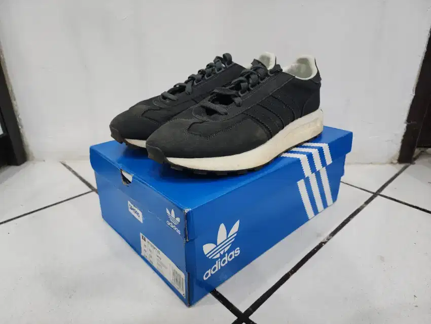 Sepatu Adidas Retropy E5 Carbon Black Size 49⅓ / US 14