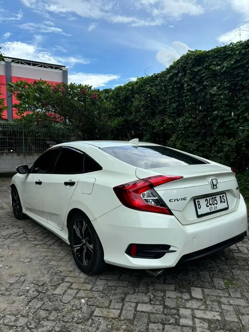 Honda Civic 2018 Bensin