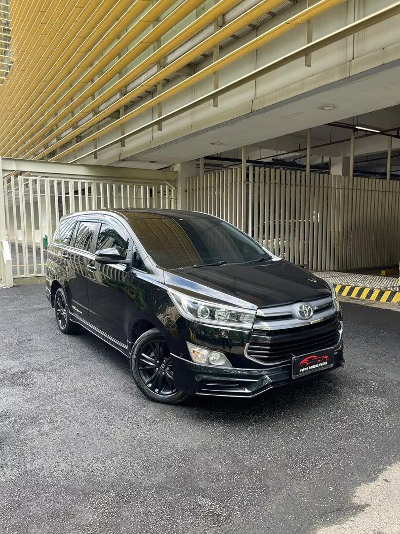 Toyota Kijang Innova Venturer Diesel 2018