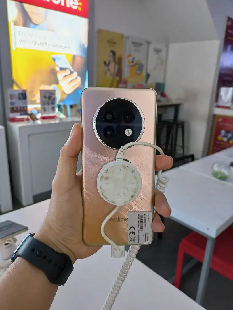 CICILAN BUNGA RENDAH REALME 13+ 5G RAM 12/256