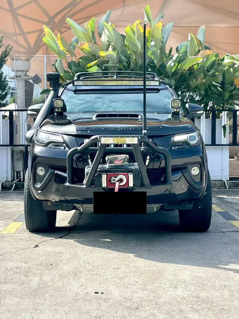 Fortuner 2.4 VRZ A/T