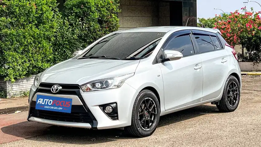 [Bergaransi] Toyota Yaris 1.5 G AT Silver Metalik nik 2015 Low km Asli