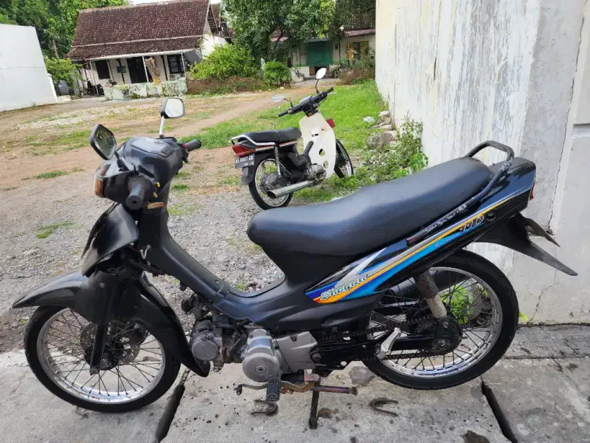 Suzuki Shogun Kebo , Th 2000 , Hitam