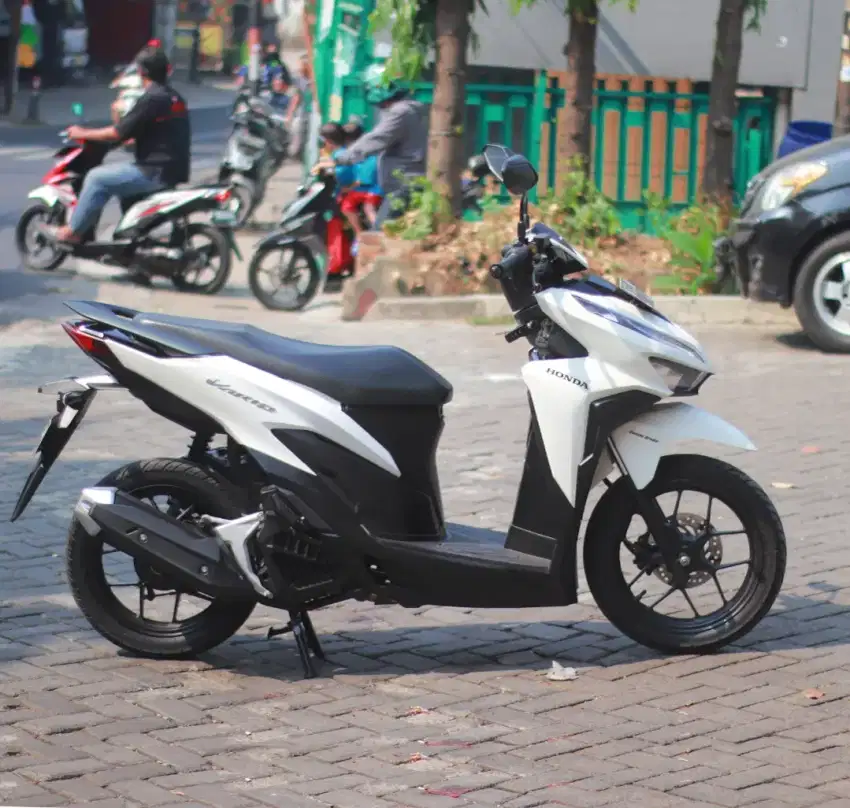 VARIO 150 CBS PUTIH TH 2019