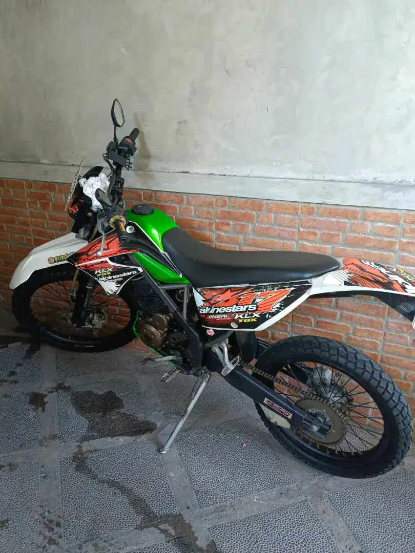 Di Jual Kawasaki KLX D Tracker