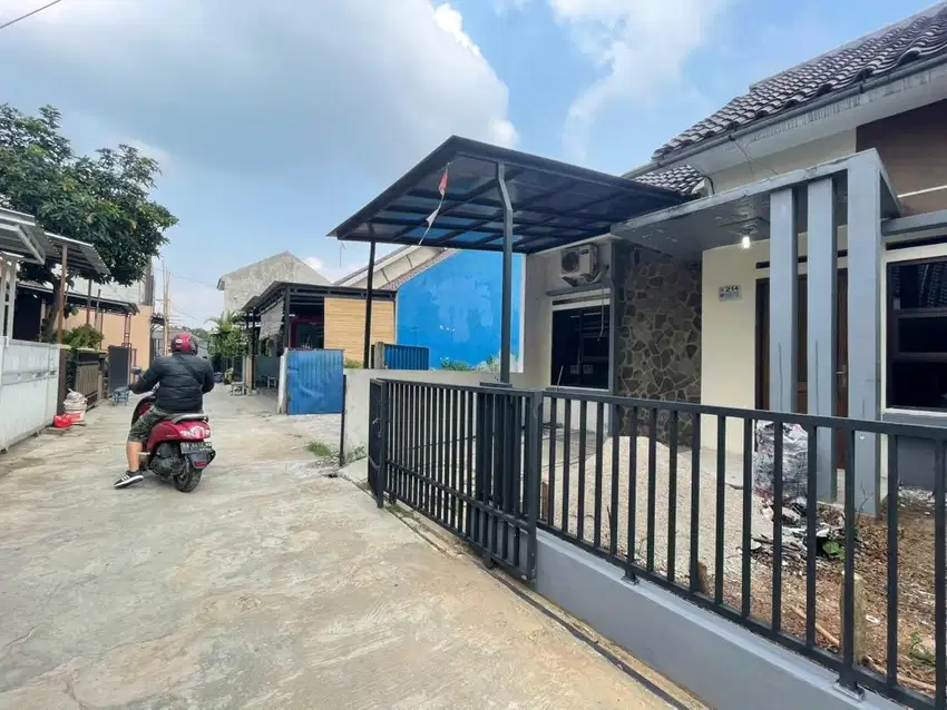 Rumah Akses Mobil perumahan