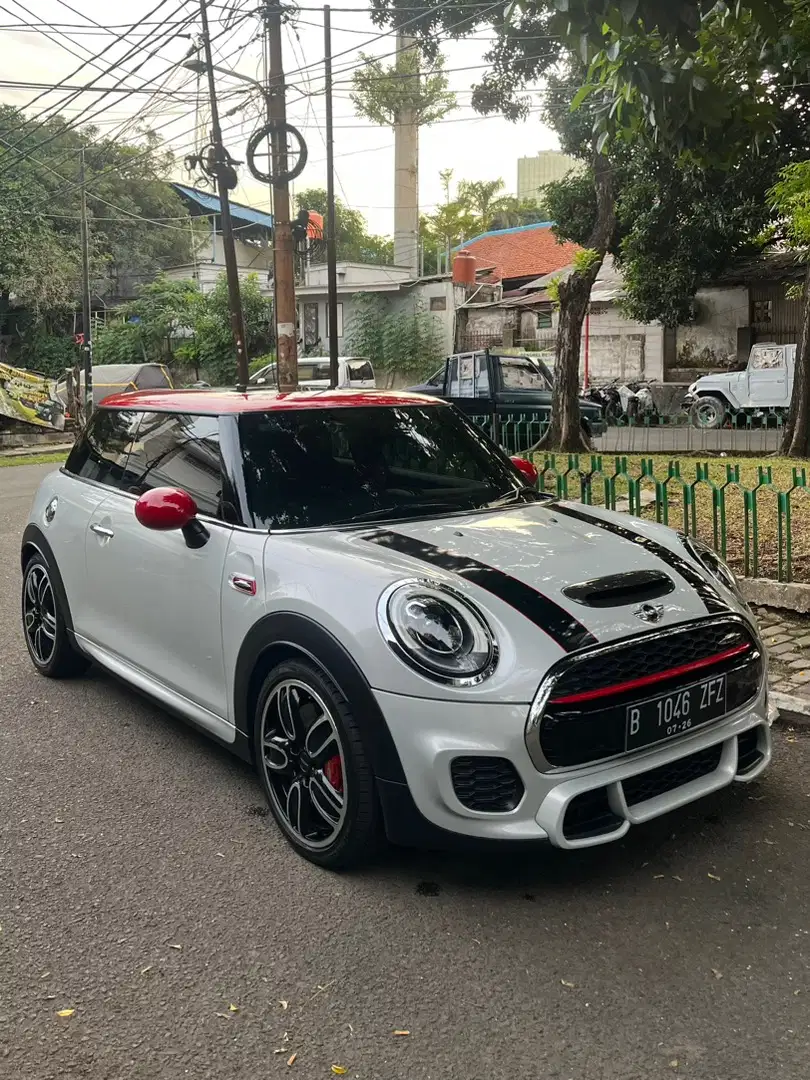 MINI Cooper 2.0 John Cooper Works F56