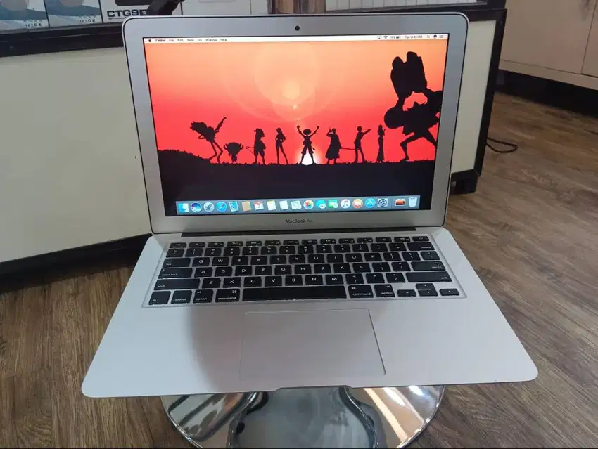 MACBOOK AIR CORE I5