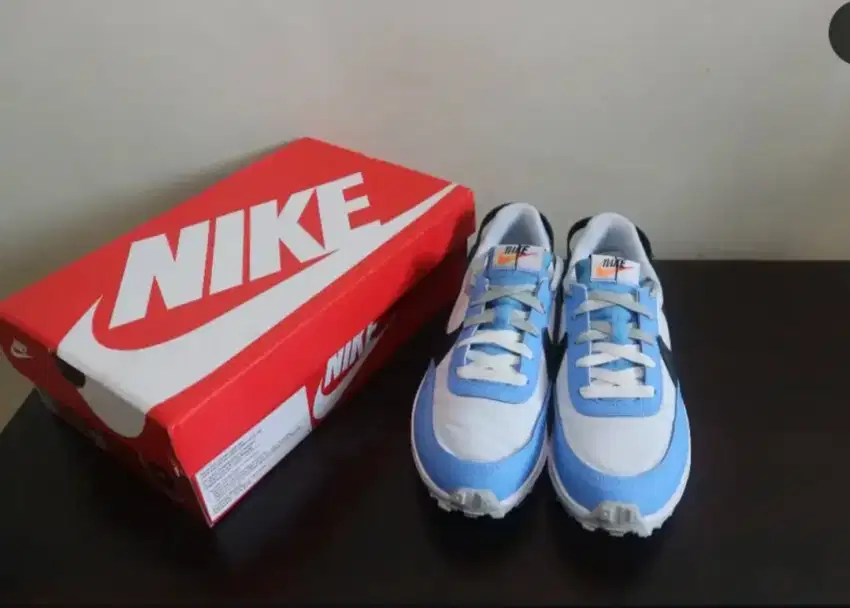 Nike waffle sebut SE size 42.5(27cm) kotak ada