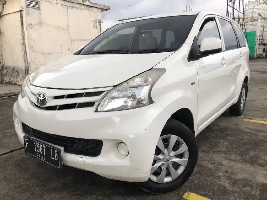 DP Rendah Toyota Avanza 1.3 E Bensin-AT 2015 7SLSOS