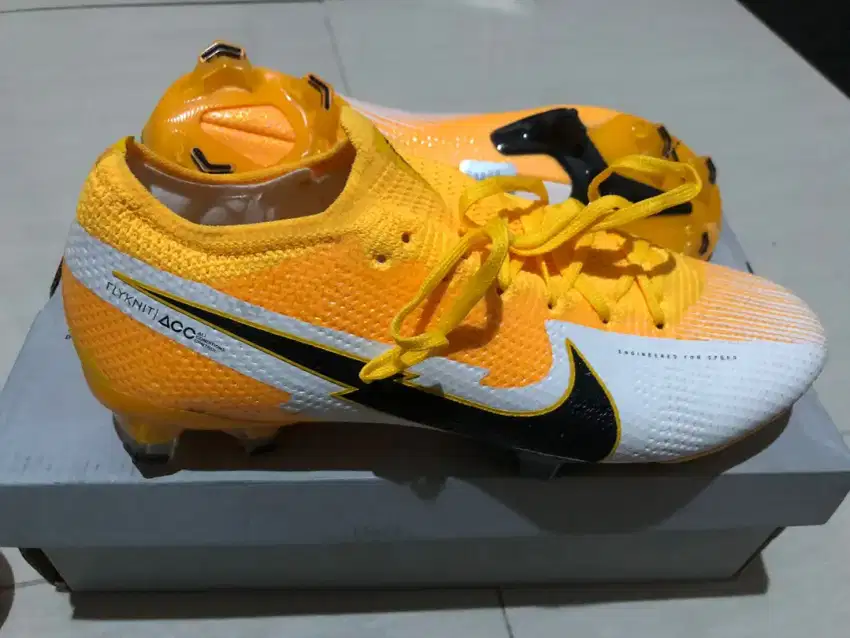 Sepatu Nike Vapor 360