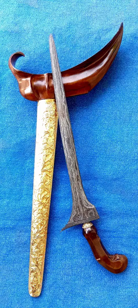 Keris sepuh jalak ngore