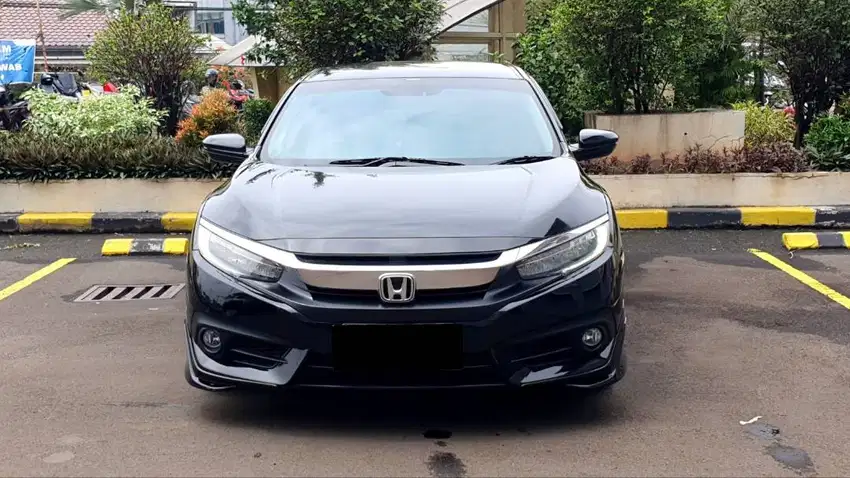 Honda Civic ES Sedan 1.5 Turbo Hitam 2016 Low KM 25Rb Record Antik