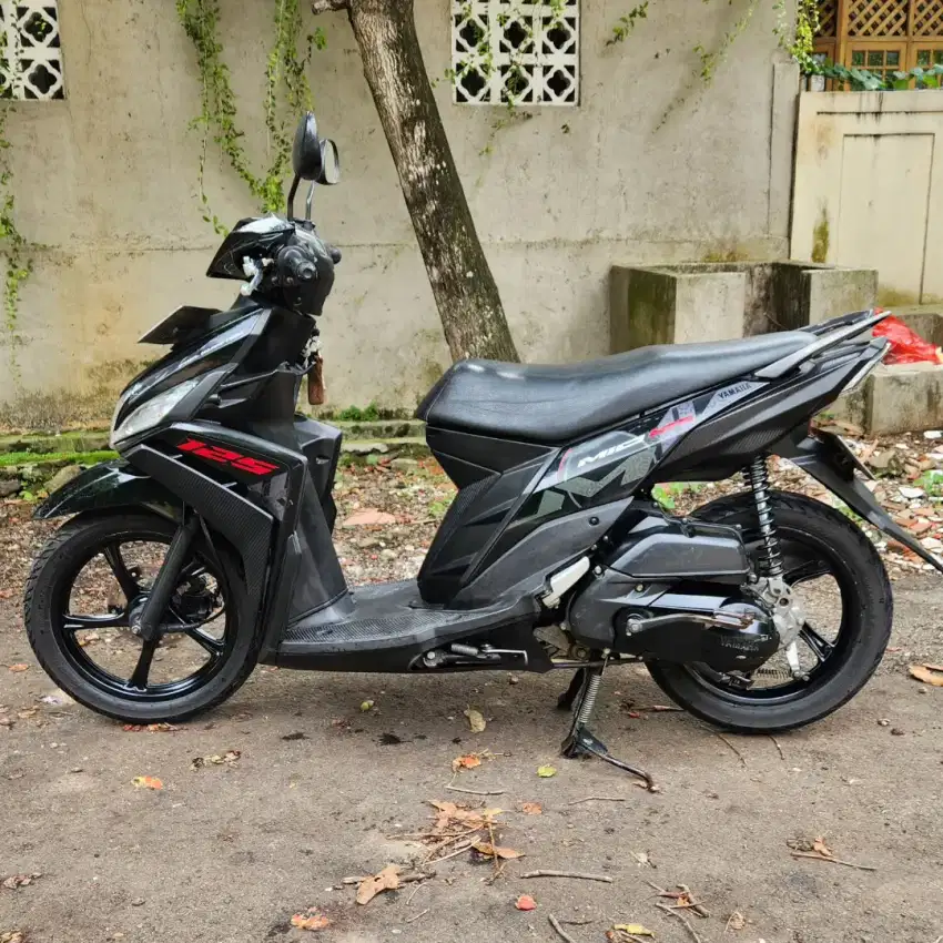 dijual cepat motor second yamaha mio m3 th 2015