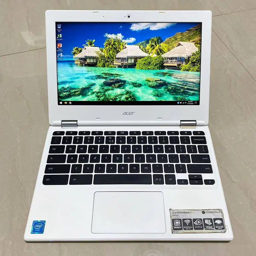 Laptop Acer RAM 2GB / 16GB Celeron N2840 Baterai AWET! MURAH!