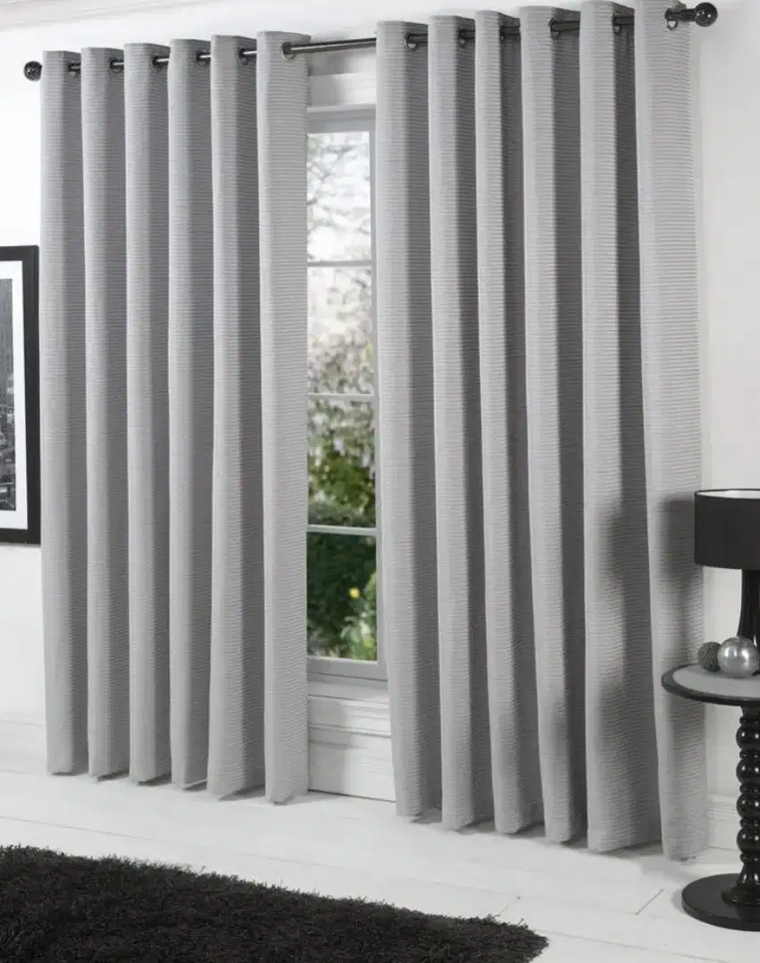 Jual tirai jendela gordyn hordeng gorden wallpaper dinding rollblind v